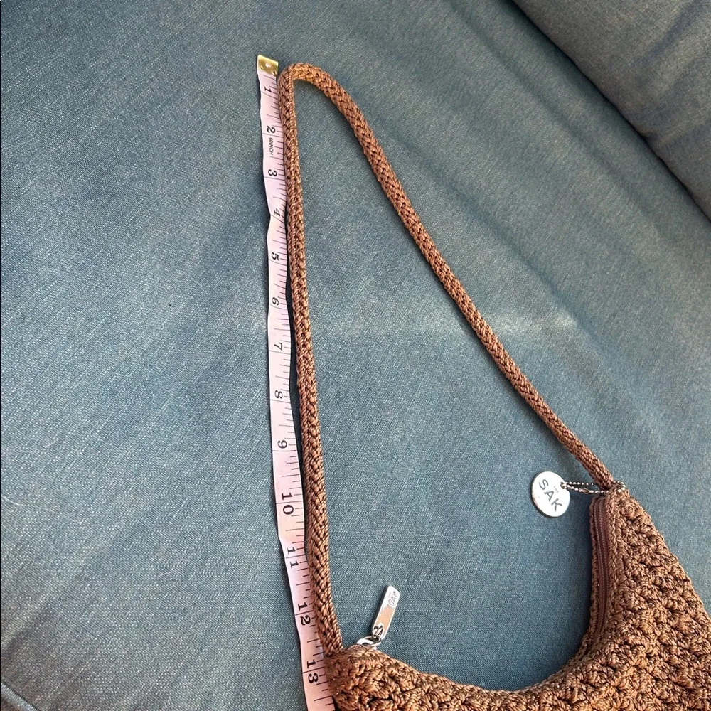 The Sak Vintage Boho Crochet Shoulder Beige Metallic Thread Purse - Picture 11 of 16